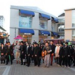 クリスマスのつくば駅前で突然の大合唱！？～フラッシュモブって知っていますか？～