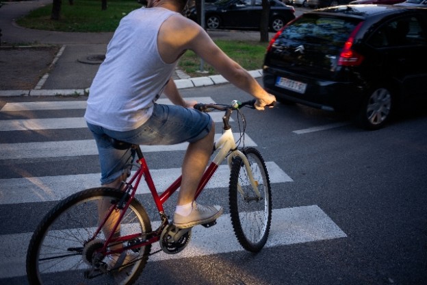 道交法 自転車 イヤホン