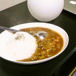 ほろほろとお肉がとける牛すじカレー – つくばスゴイ1人暮ら しメシ特集！