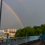 虹がかかる風景