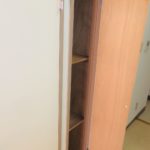 便利な収納スペース、棚も取り外して使えます 便利な収納スペース、棚も取り外して使えます